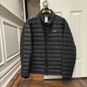 Patagonia Men's Black Puffer Jacket